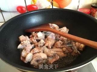 酱爆牛蛙的做法步骤：5