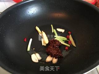 酱爆牛蛙的做法步骤：6