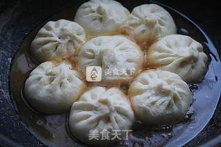 青椒馅水煎包的做法步骤：12