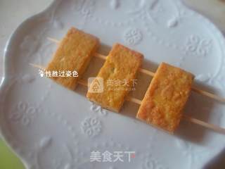 椒盐豆腐串的做法步骤：5
