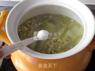 贝尖腊肉煲冬瓜的做法步骤：7