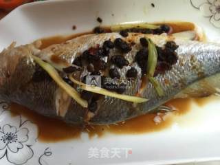 豆豉蒸黄鱼的做法步骤：6