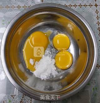 戚风蛋糕(空气炸锅版)的做法步骤：2