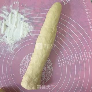 豆沙花面包的做法步骤：5