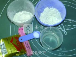 西西里面包的做法步骤：1