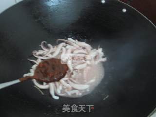 酱烧鱿鱼须的做法步骤：6