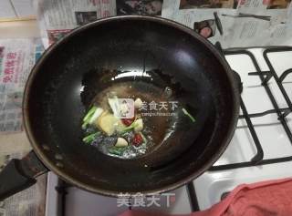 香辣花蛤炒年糕的做法步骤：4