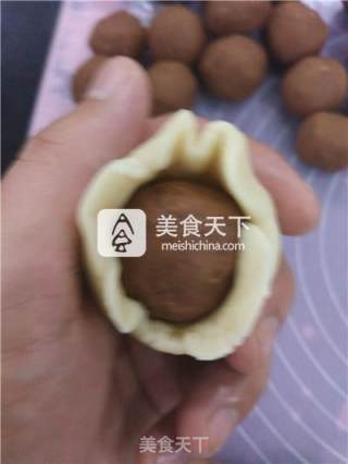 端午特制蛋黄酥的做法步骤：10