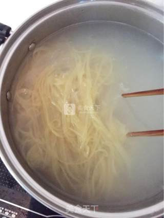 爽口大冷面的做法步骤：10