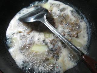 笋干菜螃蟹土豆汤的做法步骤：5