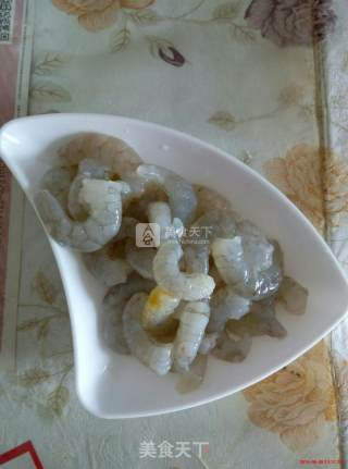 虾仁白菜馄饨的做法步骤：1