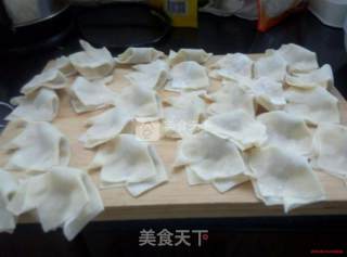 虾仁白菜馄饨的做法步骤：6