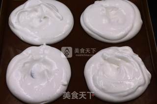 Pavlova帕夫洛娃蛋糕的做法步骤：6