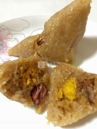咸蛋黄粽的做法步骤：5