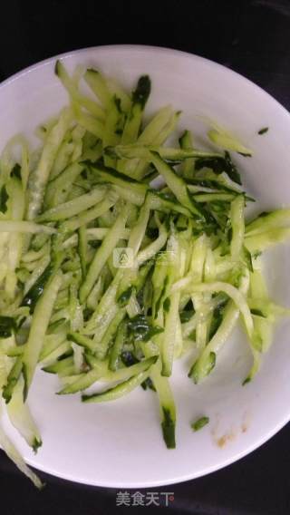 美味卷饼的做法步骤：2