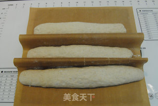 麦香法棍的做法步骤：3