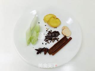 白切鸡的做法步骤：2