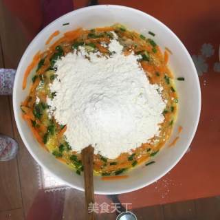 鲜香土豆彩虹饼的做法步骤：5