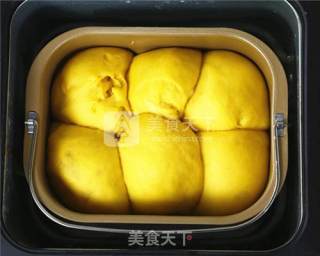 胡萝卜拉丝面包的做法的做法步骤：7