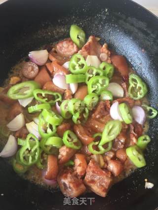 干锅飘香猪尾的做法步骤：6