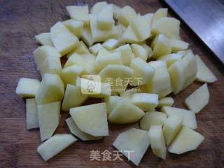 腊肉土豆饭的做法步骤：2