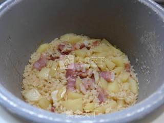 腊肉土豆饭的做法步骤：11