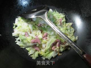 咸肉炒圆白菜的做法步骤：5