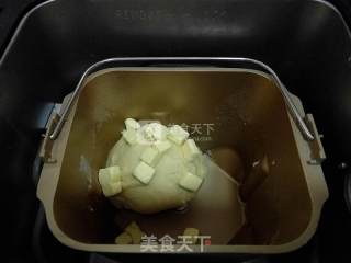 肠仔包的做法步骤：2