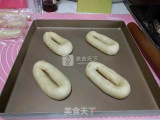 肠仔包的做法步骤：13