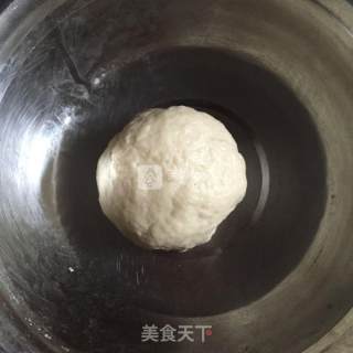 鲜肉蛋黄月饼的做法步骤：3