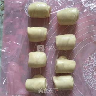 鲜肉蛋黄月饼的做法步骤：13