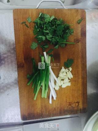 番茄土豆炖牛肉（家常菜）的做法步骤：2
