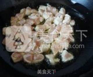 风情宫保鸡丁盖浇饭的做法步骤：3
