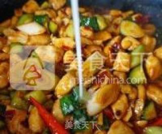 风情宫保鸡丁盖浇饭的做法步骤：9