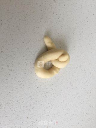 【牛奶麻花小面包】的做法步骤：8