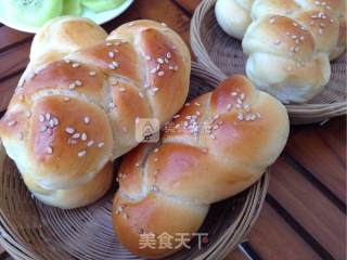 【牛奶麻花小面包】的做法步骤：14