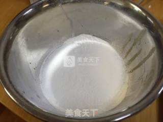 抹茶蓝莓瑞士卷的做法步骤：3