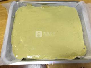 抹茶蓝莓瑞士卷的做法步骤：5