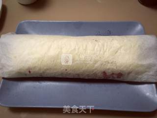抹茶蓝莓瑞士卷的做法步骤：7