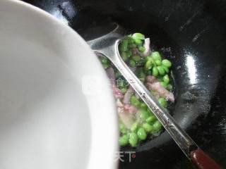 什锦炒毛豆的做法步骤：4
