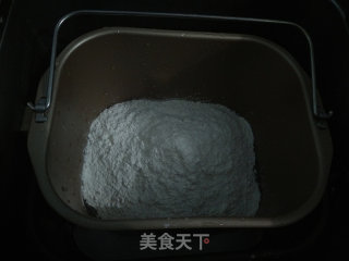 鸡肉火腿披萨的做法步骤：2