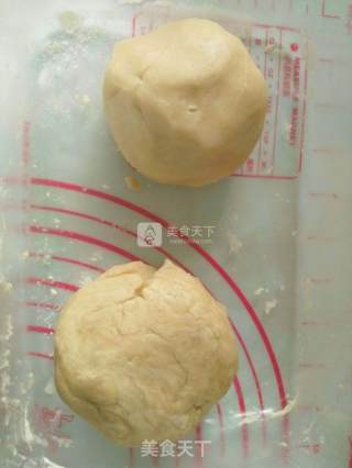蛋黄酥的做法步骤：3