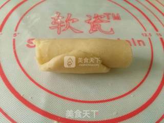蛋黄酥的做法步骤：9
