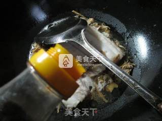 笋干菜烧鳗鱼的做法步骤：7