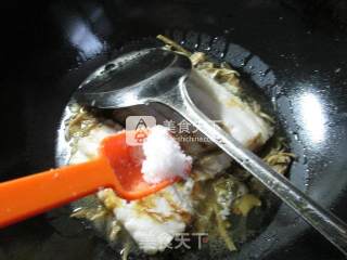笋干菜烧鳗鱼的做法步骤：9