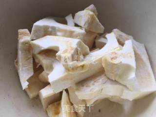 榴莲壳鸡汤，给爸妈的一份充满心意的美味的做法步骤：2