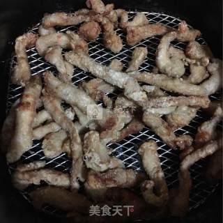 炸肉柳的做法步骤：1