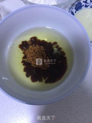 红枣红糖蛋糕胚的做法步骤：2