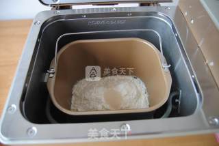 燕麦豆浆面包的做法步骤：1