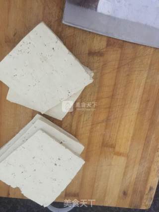 油炸豆腐干的做法步骤：1